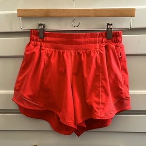 Lululemon Hotty Hot Low Rise 4” Short